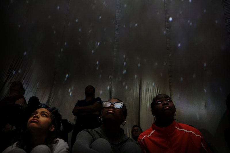 37b082fd-fcfc-426f-a111-003329ad63ca